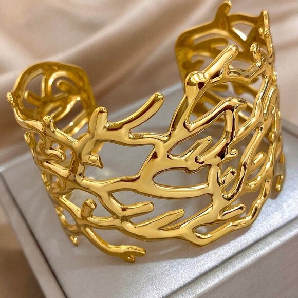 Silver or Gold  Women's Beach Vibes Wide Bracelet - Picture 2 of 13